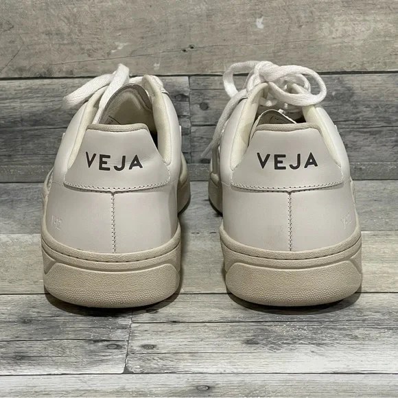 VEJA V-12 Classic Court Low-Top Women’s Sneakers - White - Sz - 10 .US / 41 .EU